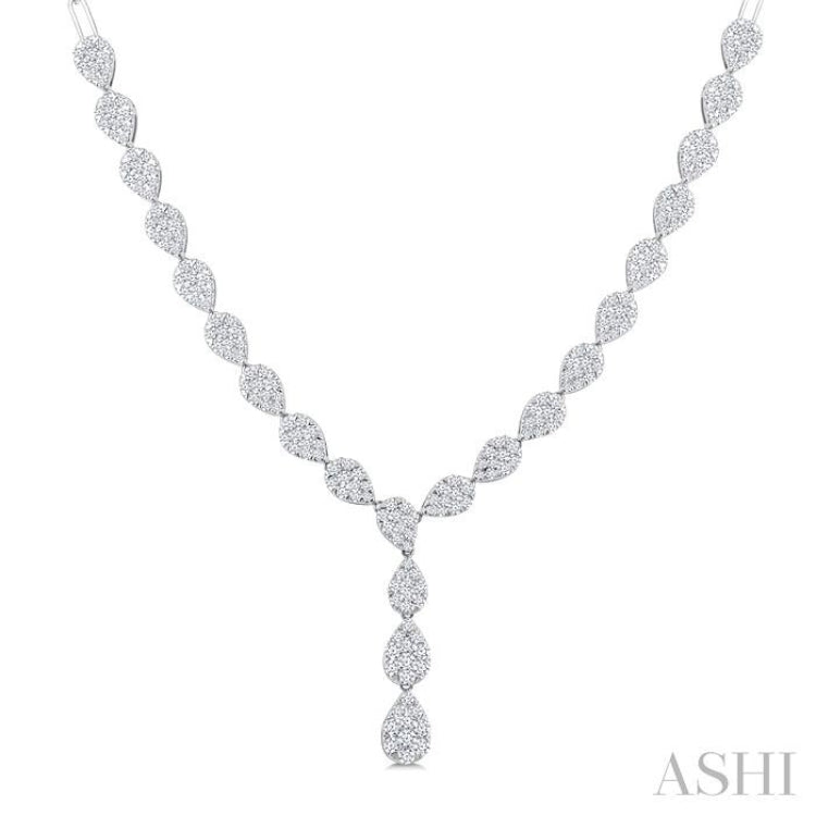 2 5/8 Ctw Lovebright Pear Shape Round Cut Diamond Fashion Necklace in 14K White Gold