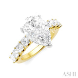1 1/3 Ctw Pear Shape Princess and Round Cut Diamond Semi-Mount Engagement Ring in 14K Yellow and White Gold