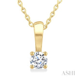 1/6 Ctw Prong Set Round Cut Diamond Solitaire Pendant With Chain in 14K Yellow Gold