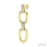 1/10 Ctw Bold Oval Link Round Cut Diamond Fashion Earring in Yellow Gold Vermeil