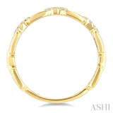 1/20 Ctw Oval Shaped Open Window Links Round Cut Diamond Stackable Fashion Band in 10K Yellow Gold