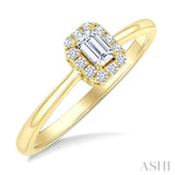 1/4 Ctw Octagon and Round Cut Diamond Fashion Halo Ring in 14K Yellow Gold