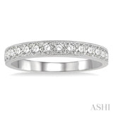 1/2 Ctw Round Cut Diamond Wedding Band in 14K White Gold