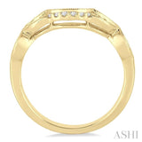 1/10 ctw Round Cut Diamond Wedding Band in 14K Yellow Gold