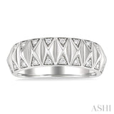 1/10 Ctw Round Cut Diamond Bold Fashion Band in Sterling Silver