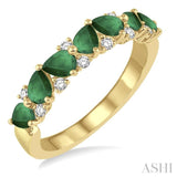 1/6 ctw Pear Shape 4X3MM Emerald and Round Cut Diamond Precious Band in 14K Yellow Gold