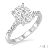 3/4 Ctw Oval Shape Diamond Lovebright Ring in 14K White Gold